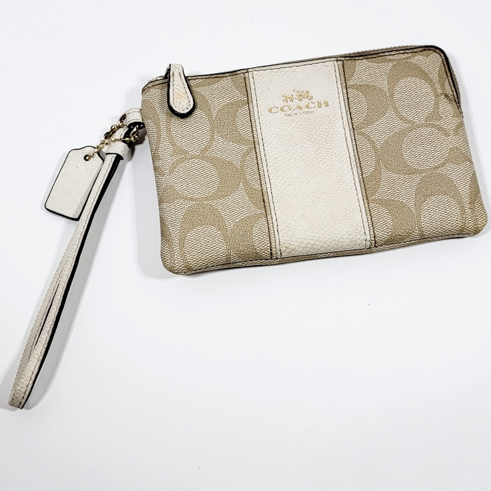 Coach Corner Zip Wristlet In Signature Ivory White Canvas